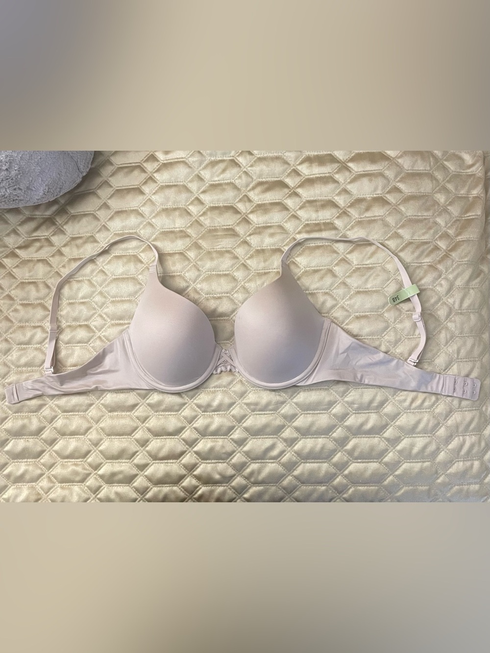 NWOT Nude Maidenform Padded Bra 34B